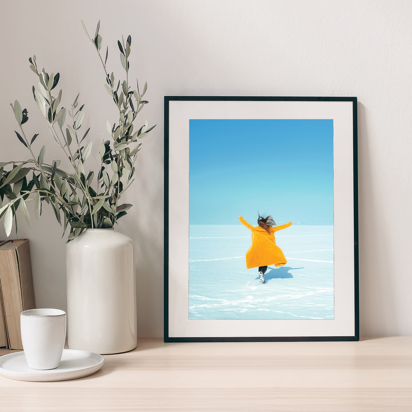 A2 Photo Frame with White Mat